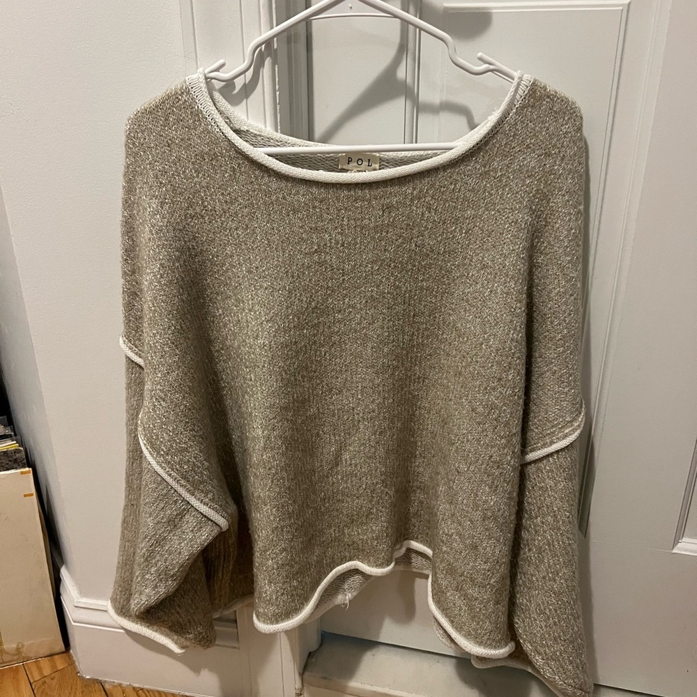 POL Women's Tan Sweater